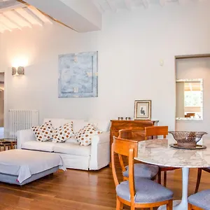 Giambologna Attic By Prestige Apartment